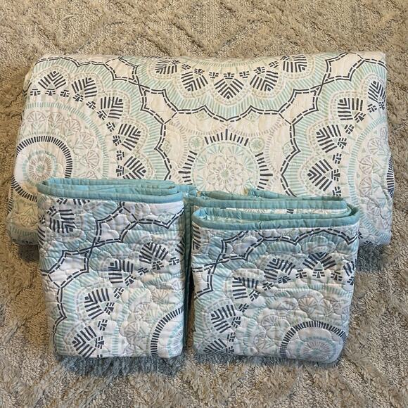 The Big One Reversible King Size Quilt & 2 Shams Set Blue Mandala Geometric - Picture 7 of 7